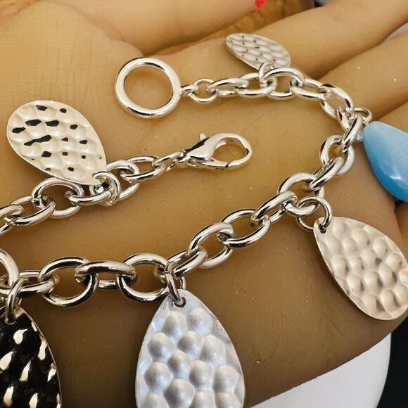 Blue Silver Tone Charm Dangle Drop Bracelet Spring Summer 7” 1477 - Picture 6 of 11